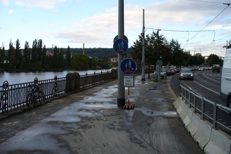 A2_z-tunelu_ved-kolo