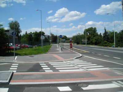 Kačerov – Spořilov: cyklostezkový anachronismus