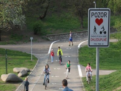 Přes Kampu legálně: ale jen na zkoušku