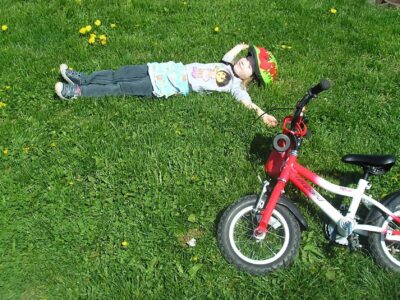 Rodina na kolech: projížďky s holkami