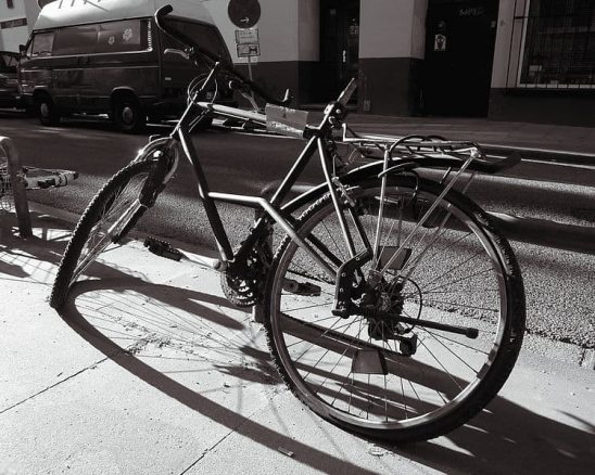 749px-Broken_Bike