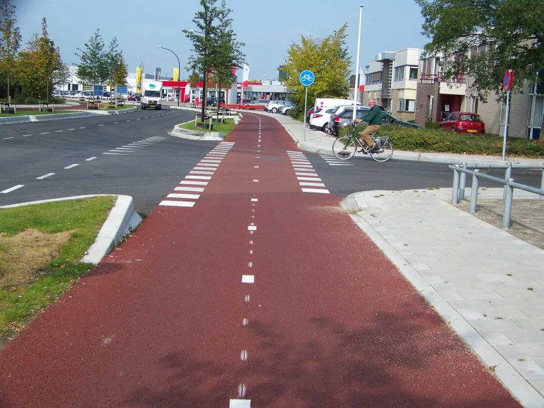 Vychytávky na cyklostezkách v Nizozemsku (1)