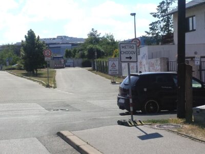 Jak objet zavřenou lávku na Chodově?