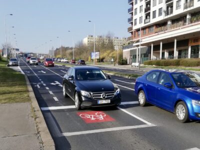 Nové cyklopruhy na Stodůlkách: až do křižovatky
