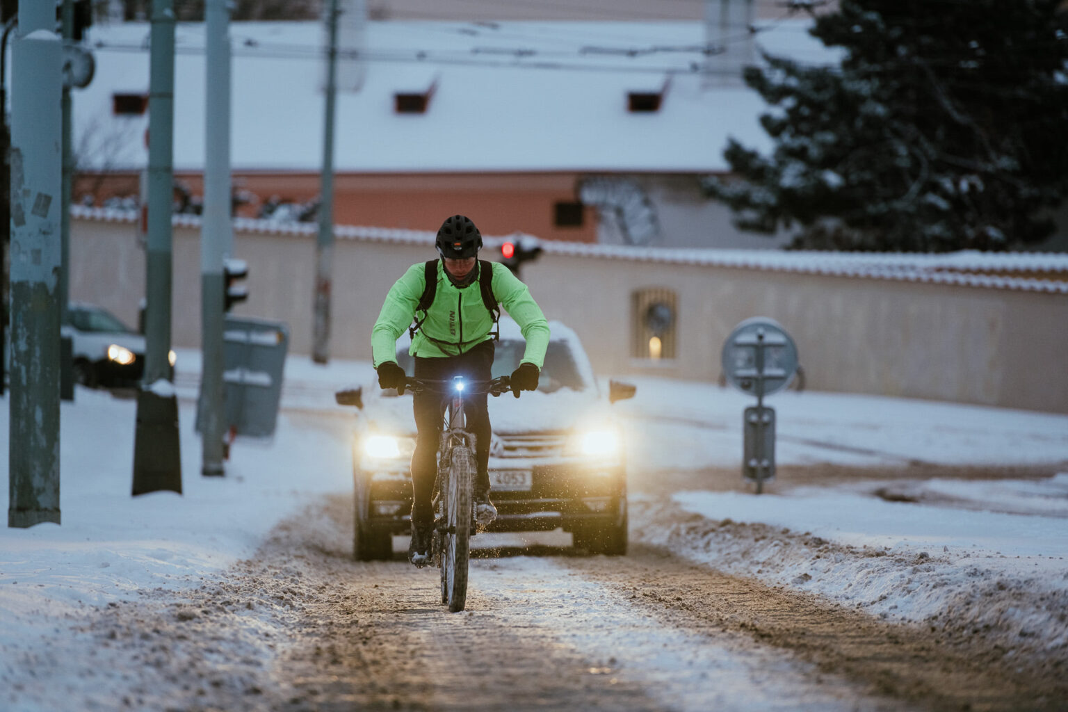 Jízda v zimě klade na cyklistu větší nároky Zdroj: Jan Hromádko