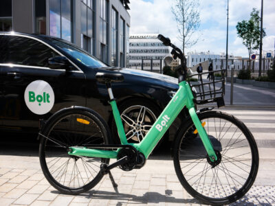 Do Liberce se vrací bikesharing: Bolt přivezl elektrokola