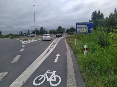 Veřejnou dopravu na Prosecké urychlily buspruhy. Podmínky zlepšily i cyklistům