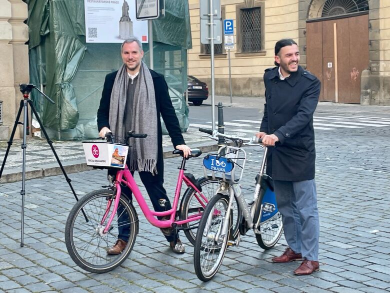 Praha propojila Lítačku a bikesharing. Na sdíleném kole až čtyřikrát denně na 15 minut zdarma