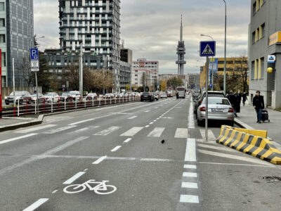 Praha 3: Na Olšanské jsou nově cyklopruhy
