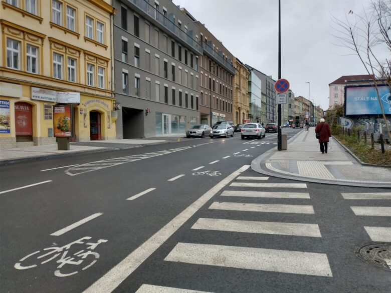 Dva nové cyklopruhy v Praze 3: Koněvova a Siwiecova