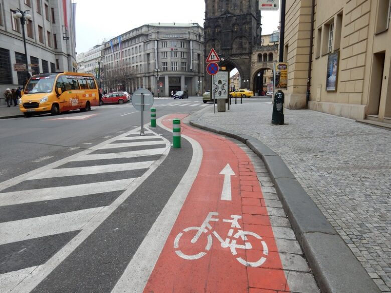 Změny v centru Prahy: protisměrný cyklopruh v Hybernské končí