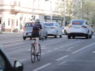 ODS ukázala, kde chce v Praze rušit cyklopruhy. Lidé místo nich mají jezdit po cyklostezce, která neexistuje