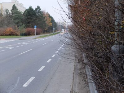 Video: Proč cyklisté vždy nejezdí u kraje vozovky?