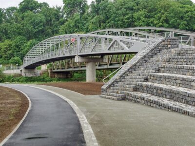 Na mladoboleslavské Krásné Louce otevřeli cyklostezku a lávku přes Jizeru