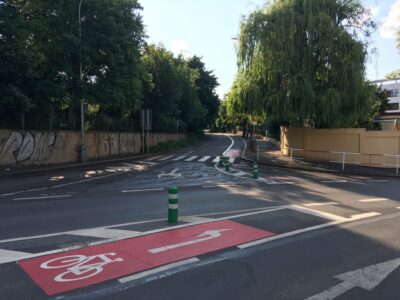 The new cycle lane turn from Gymnasijní Street to Velvarská Street