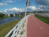 Loučí se s hotový most-odbočka do sídliště IJburg. Zdroj: Václav Kříž