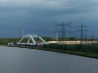 Most připravený na břehu plavebního kanál Amsterdam - Rýn. Zdroj: Václav Kříž