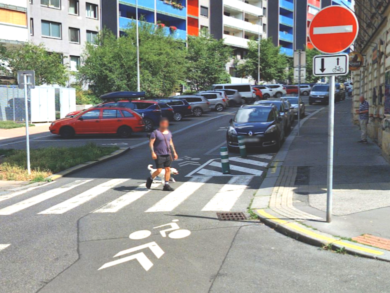 Prague 3 district council has finally approved the proposed contraflow bike lanes