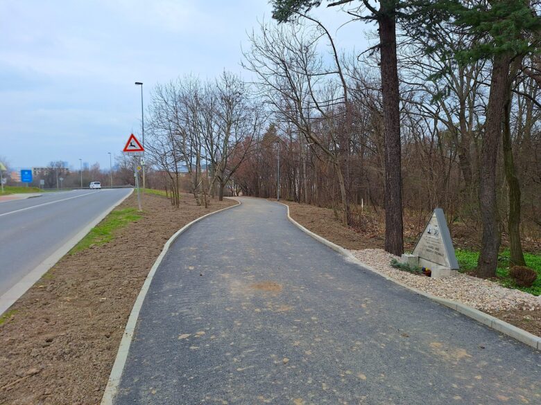 A new pedestrian and cycling link between Kunratice and Zelené údolí