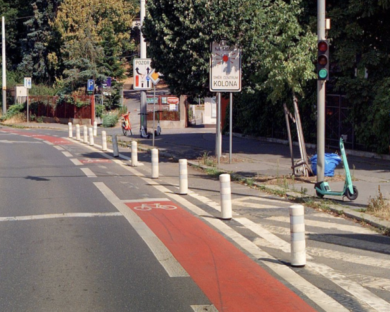 The traffic light barrier in front of Vyšehrad will no longer slow down cyclists