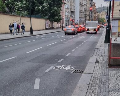 The intersection of Žitná and Štěpánská was renovated, adding a bike lane