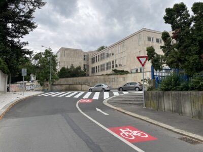 More new contraflow bike lanes in Prague