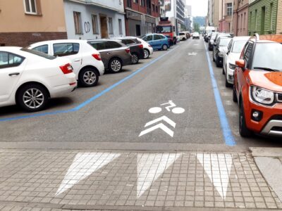 Praha 7: Holešovice získávají plošné cykloobousměrky