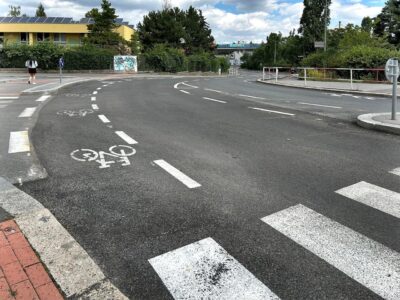 The reconstruction of Topolová Street in Prague 10 brings bike lanes