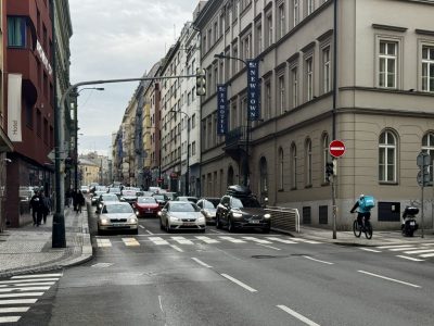 Pražské ovzduší je nadále nevyhovující: automobily zůstávají hlavním viníkem