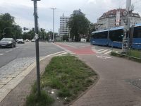 Barevný naváděcí pruh usnadní průjezd i složitější křižovatkou Zdroj: Petr Štádler