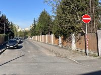 Nová jednosměrka v ulici V Benátkách. Zdroj: Jiří Motýl