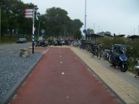 Příjezd do přednádražního prostoru na straně města. Zdroj: Václav Kříž