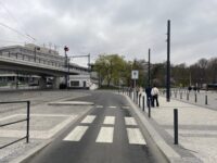 Nový cyklopřejezd přes ulici U Výstaviště a vjezd do pěší zóny. Zdroj: Jiří Motýl