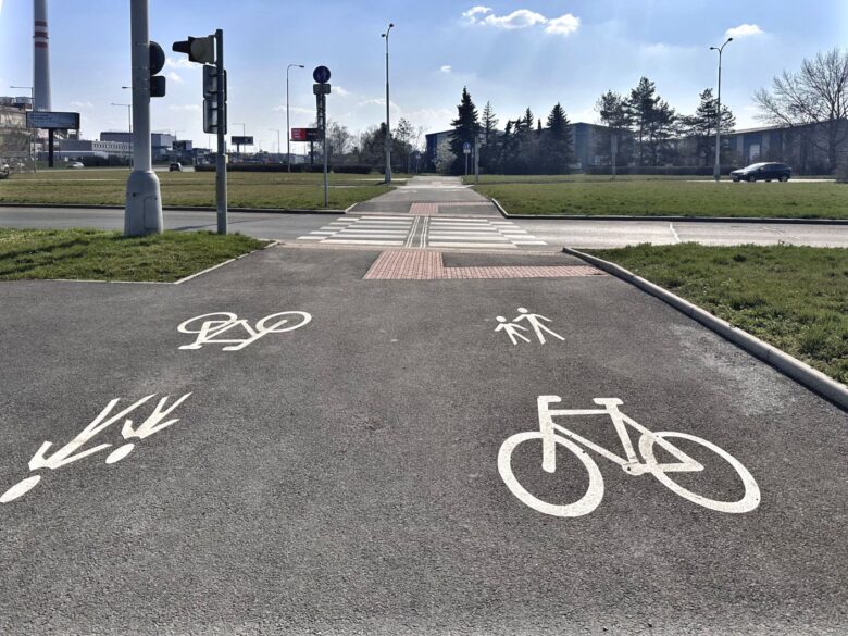 V pražských Malešicích vzniká cyklo-legalizace podél Teplárenské ulice