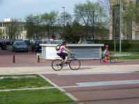 Bezbariérové a přehledné překonání tramvajové trati. Zdroj: Václav Kříž