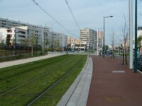 Signalizovaná křižovatka Avenue Lucien Lanternier s Avenue Lucette Mazalaigue. Zdroj: Václav Kříž