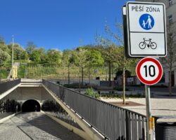 Praha 3 a 8 v Žižkovském tunelu snižují rychlost na 10 km/h