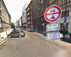 Praha 1 na Den dětí vyzkouší první školní ulici v&nbsp;Klimentské. Od září bude platit na rok