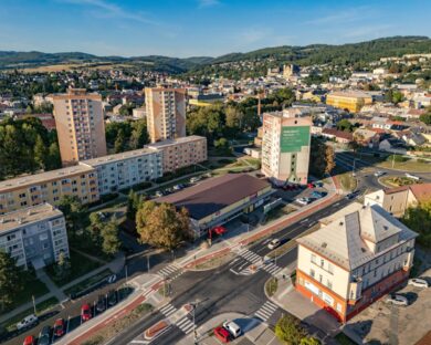 Rozsáhlé úpravy ve Šternberku přinesly novou lávku i cyklostezky